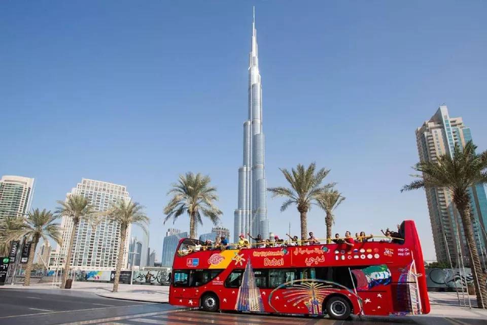 City Sightseeing: Dubai + Abu Dhabi Hop-On, Hop-Off Bus Combination Ticket