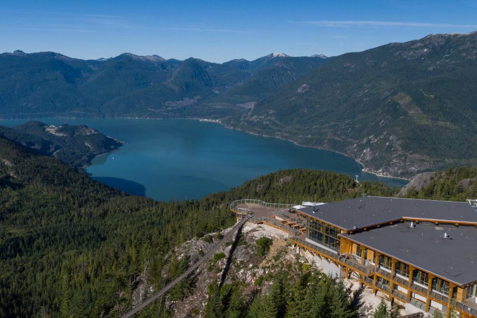 Whistler Village Tour with Sea To Sky Gondola