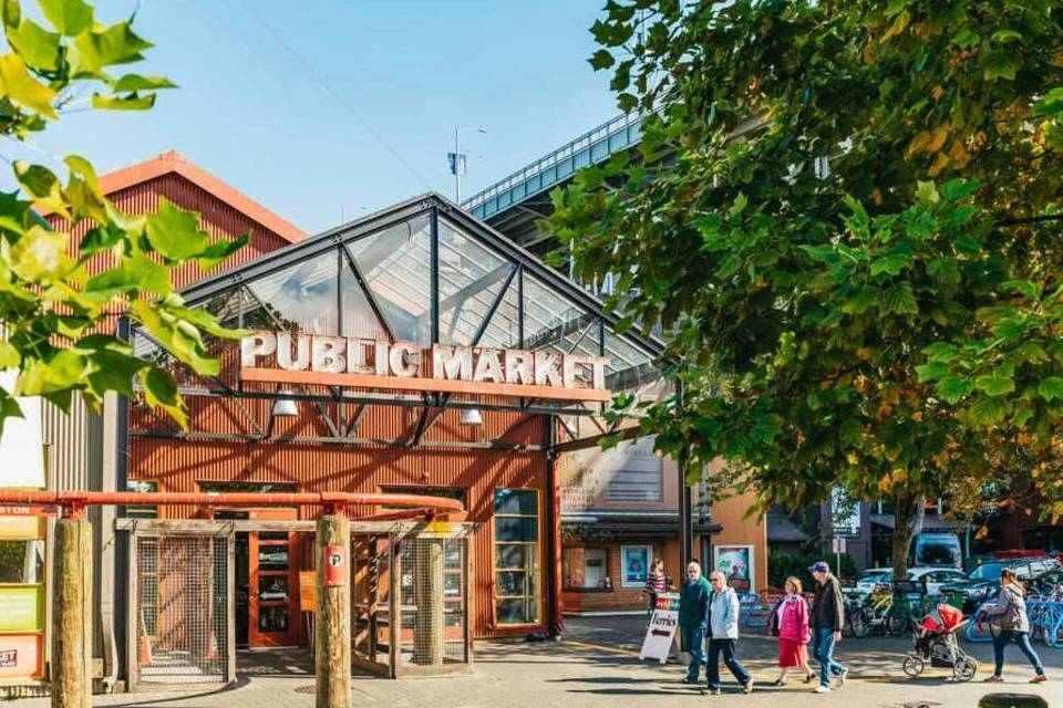 Big Bus: Vancouver Hop-On, Hop-Off Bus Tour