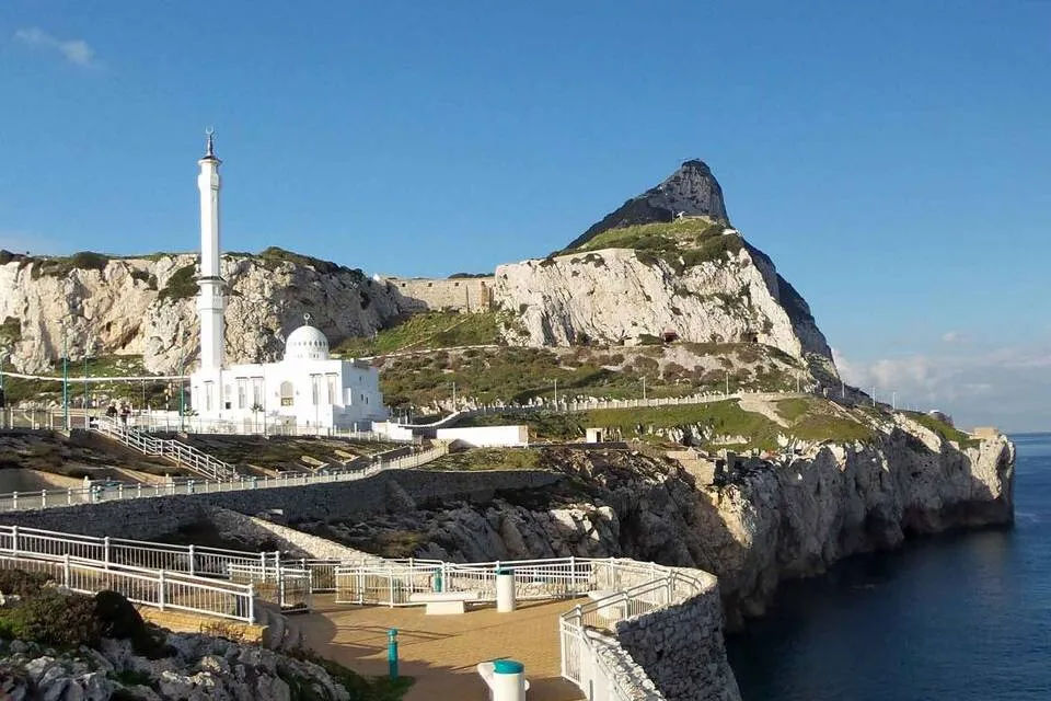 Gibraltar Shopping Tour from Costa del Sol