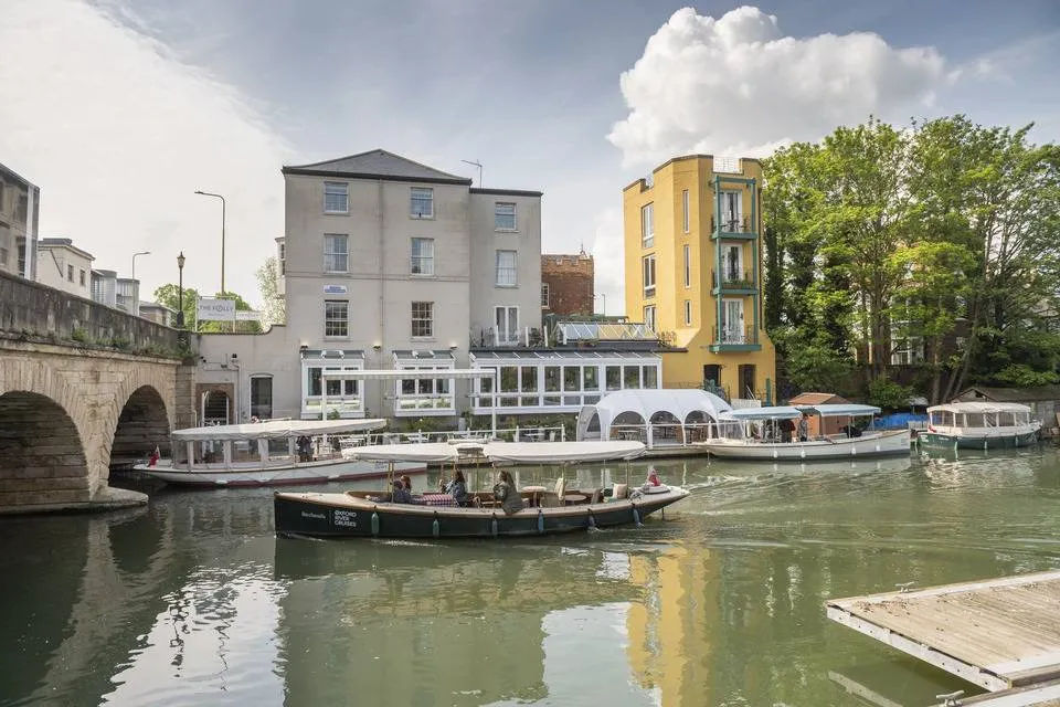 Oxford River Cruise with Dining Experience