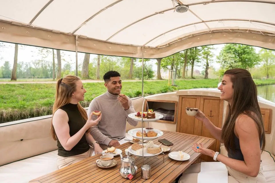 Oxford Afternoon Tea & Picnic River Cruise