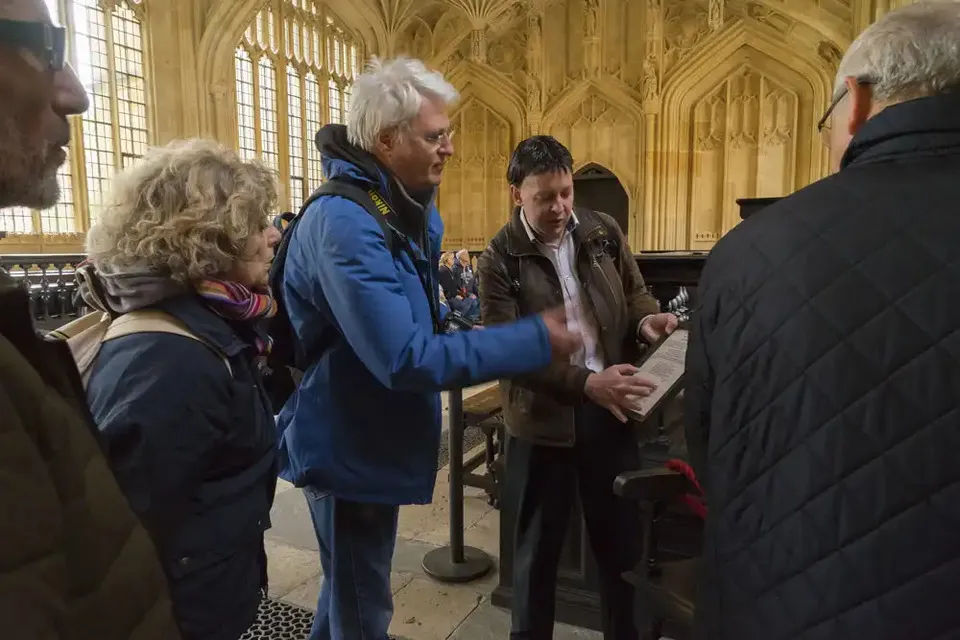  Oxford University and City Walking Tour with Optional College Visit