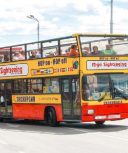 Riga Sightseeing: Hop-On, Hop-Off Official Bus Grand Tour