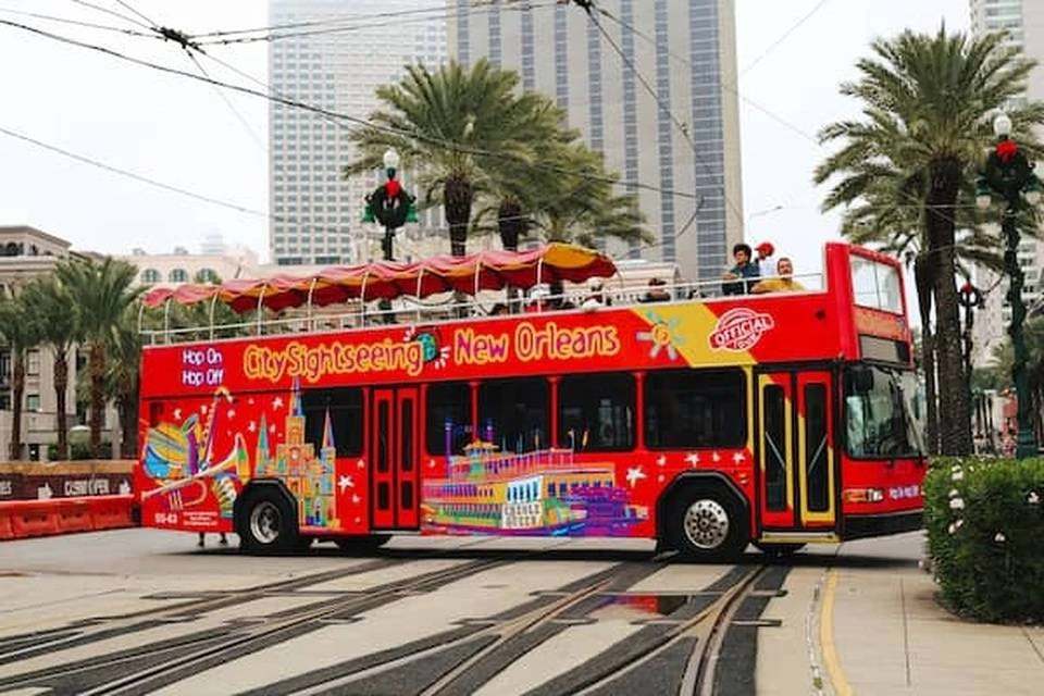 City Sightseeing: New Orleans Hop-On, Hop-Off Bus Tour with Garden District Walking Tour