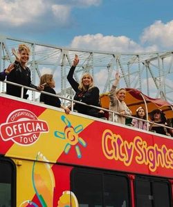 City Sightseeing: New Orleans Hop-On, Hop-Off Bus Tour with Garden District Walking Tour