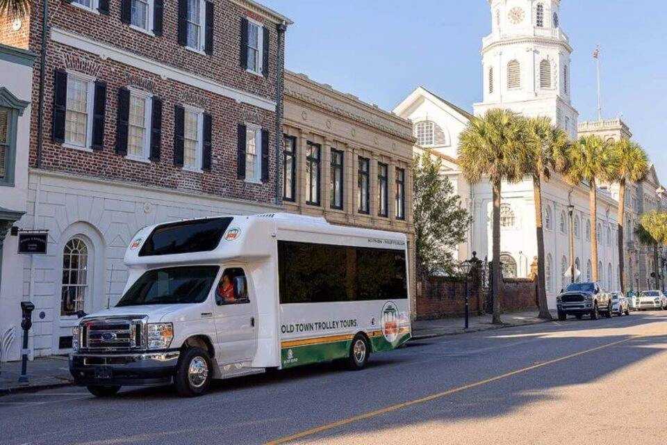 Charleston: City Tour with Old Town Trolley Experience