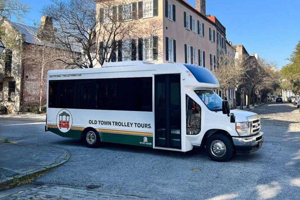 Charleston: City Tour with Old Town Trolley Experience