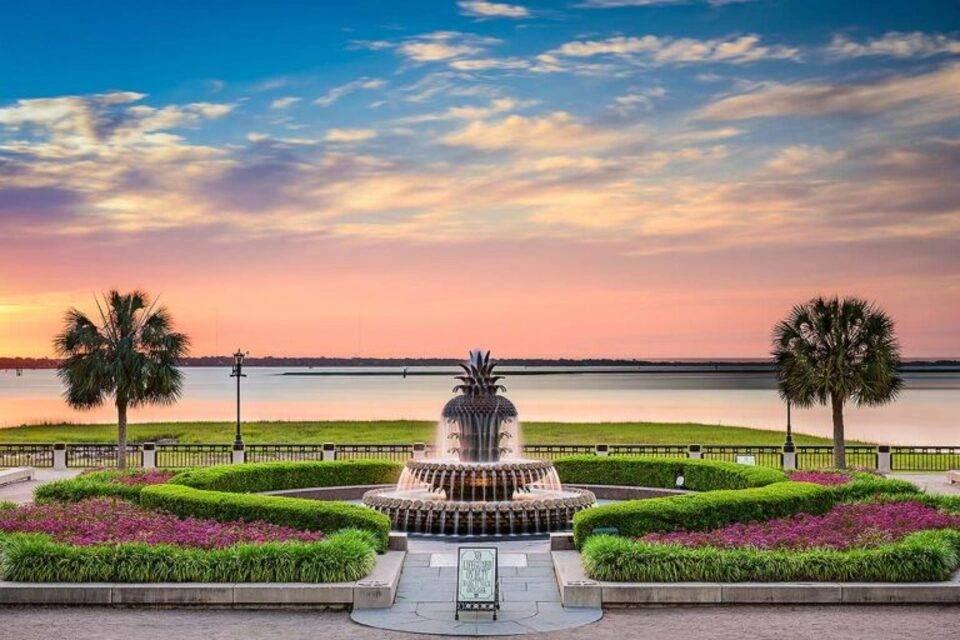 Charleston: City Tour with Old Town Trolley Experience