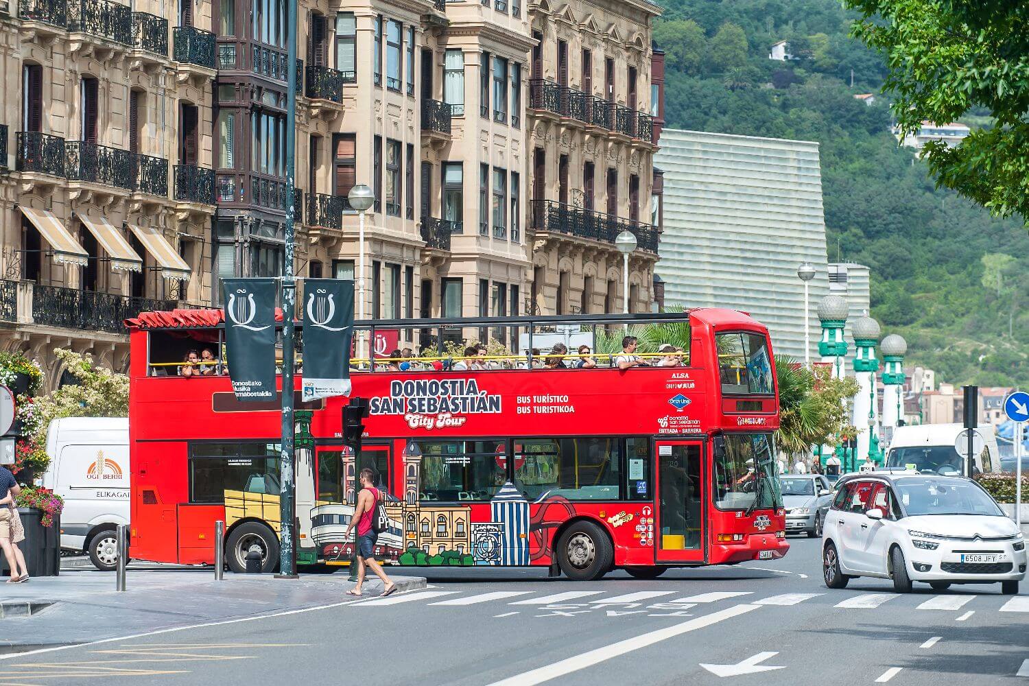 Donostia - San Sebastian City Tour Hop-On, Hop-Off Bus Tour