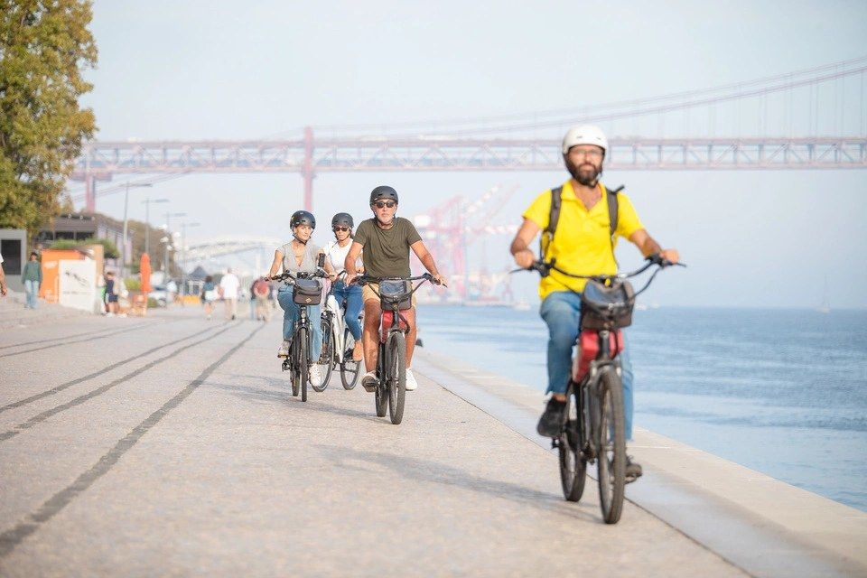 E-Bike Tour of Lisbon Along the River to Belem