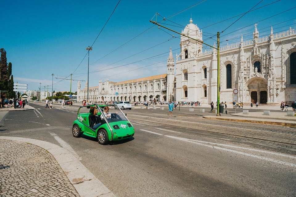 Self-Drive Guided Tour of Lisbon with Audio Guide