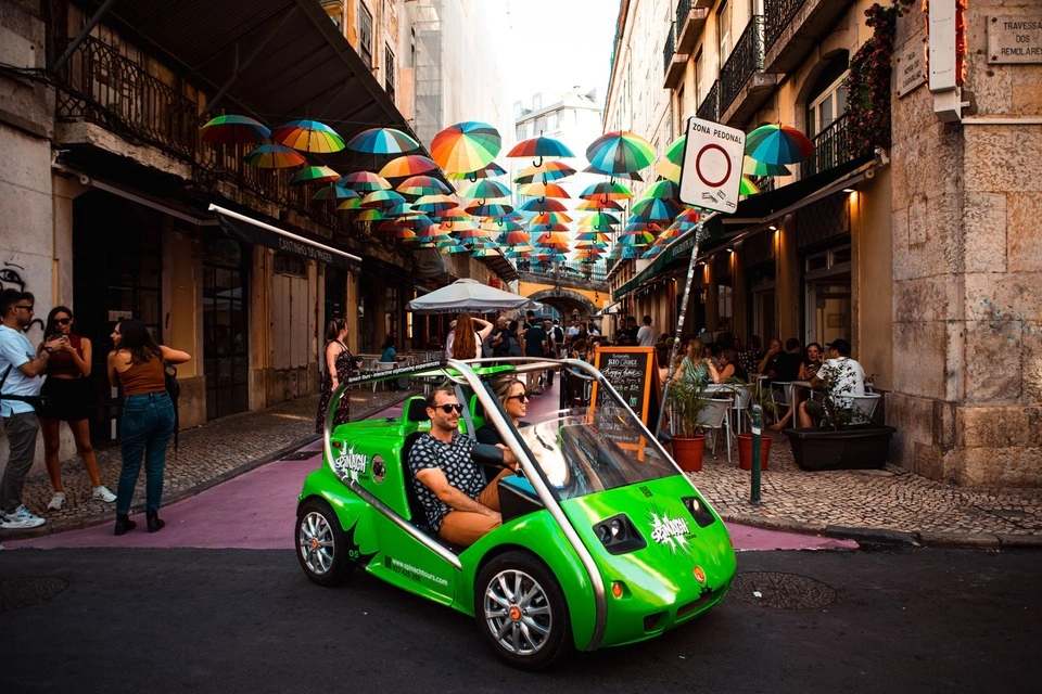 Lisbon Street Art Tour on an Electric Car