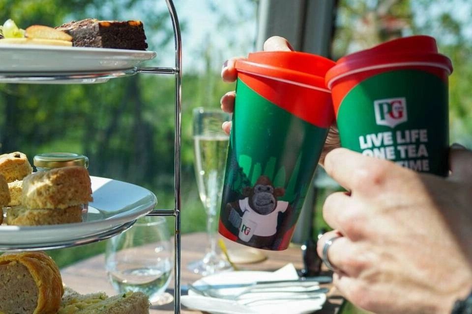 Afternoon Panoramic Tea Sightseeing Tour with PG Tips
