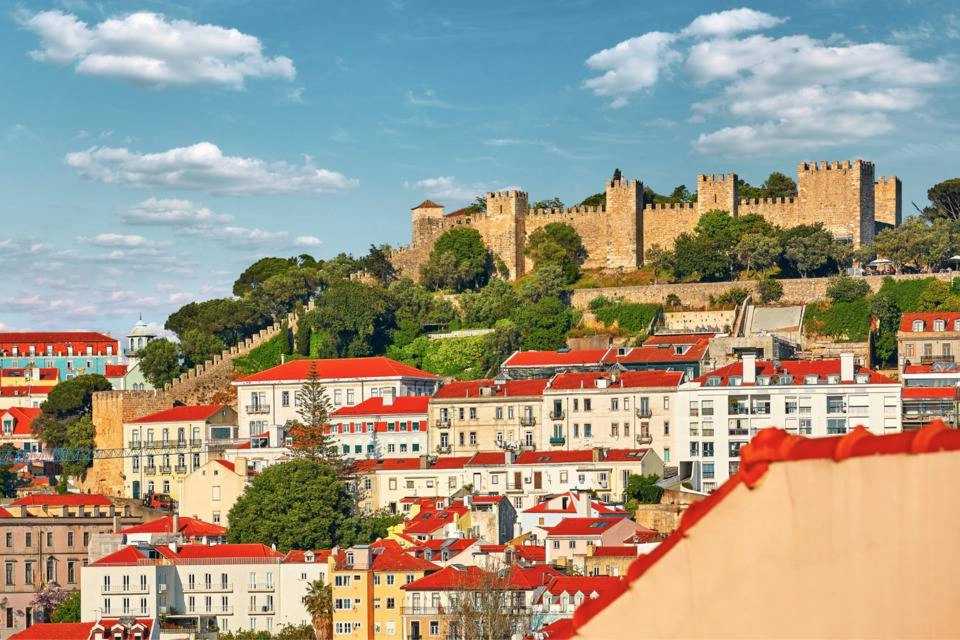 Sao Jorge Castle Ticket and Guided Tour