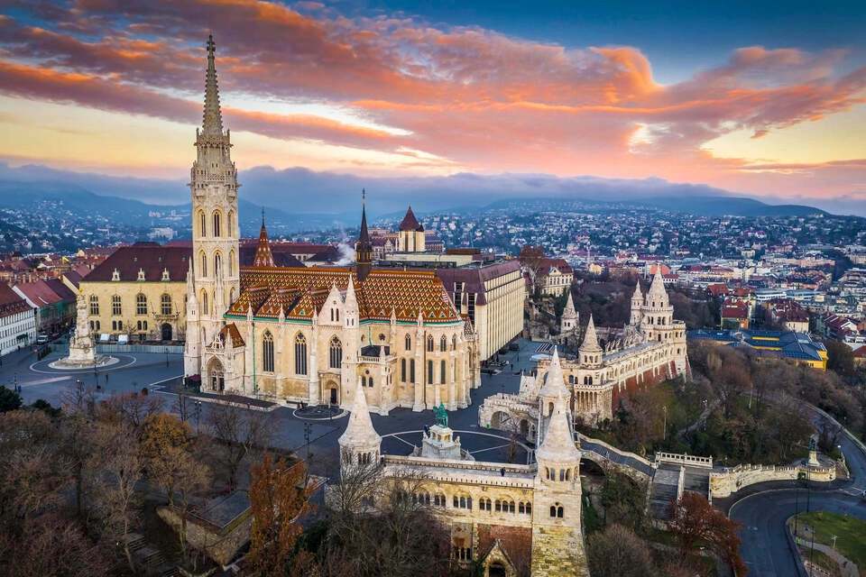 Budapest Buda Castle Tour with Audio Guide App