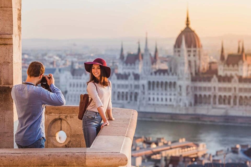 Budapest Buda Castle Tour with Audio Guide App