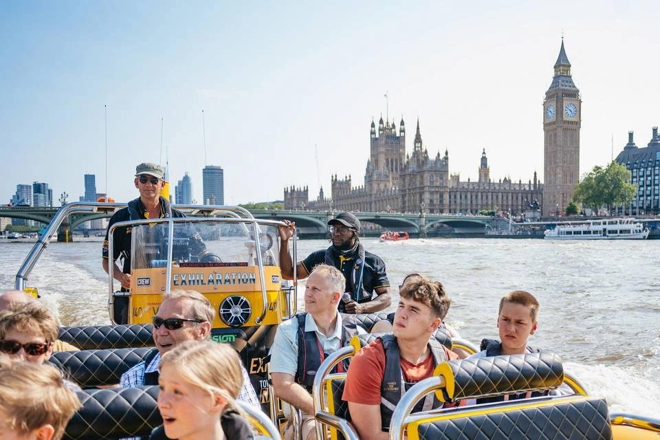 Thames Rib Canary Wharf High Speed Boat Experience