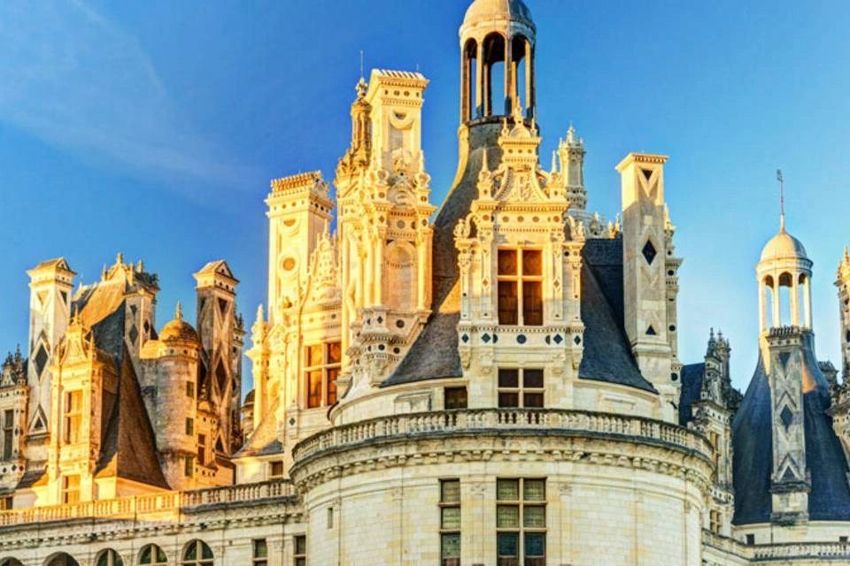 Day Trip to Loire Castles with Transfers from Paris