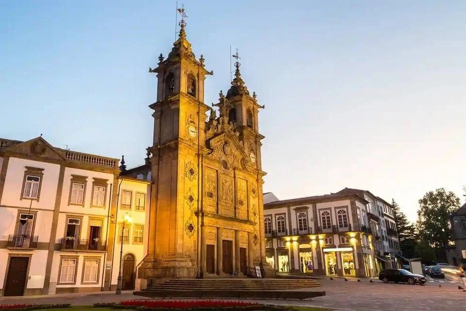 Guided Tour to Braga and Guimaraes - The Heritage Tour