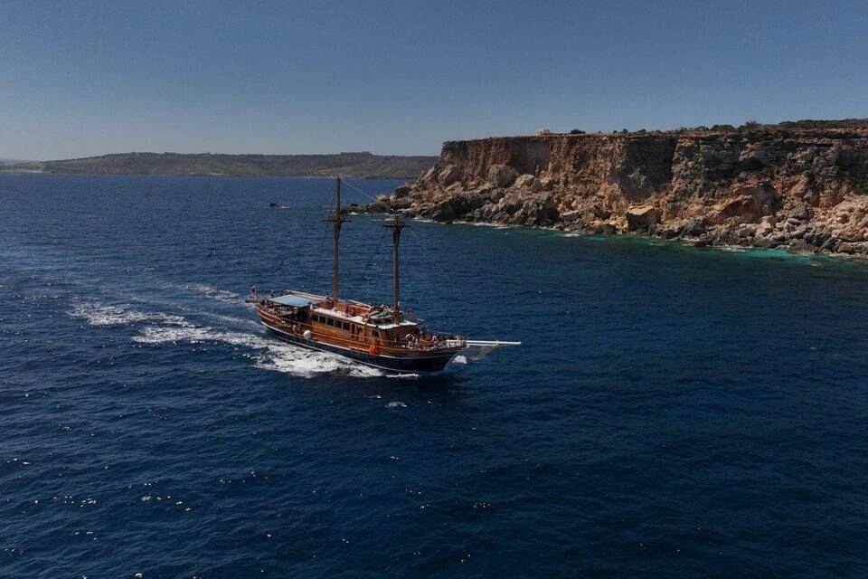 Fernandes Gozo and Comino Cruise