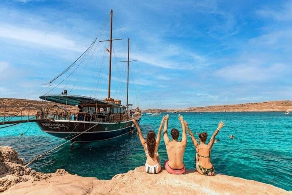 Fernandes Gozo and Comino Cruise