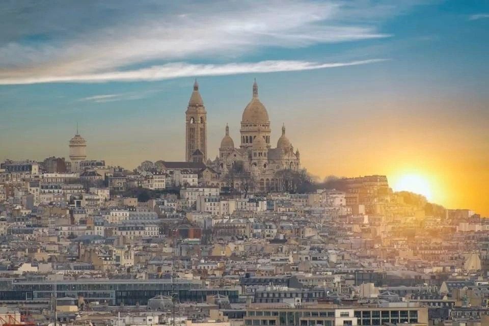 Day Trip to Paris and Self-Guided Walking Tour from Amsterdam