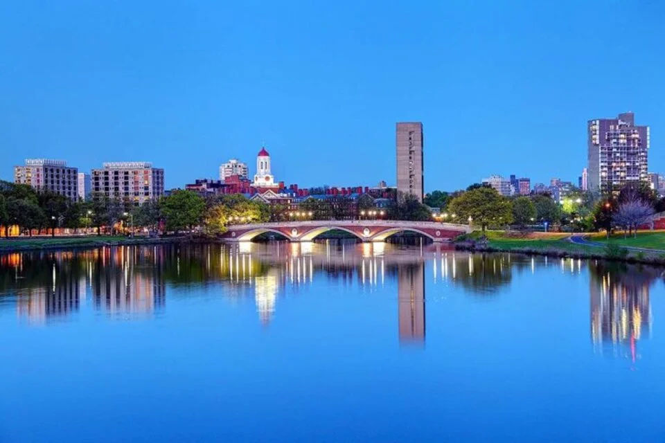 Boston Summer Night Tour and Charles River Cruise Ticket