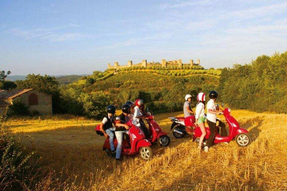 Chianti Tour on Vespa from Florence