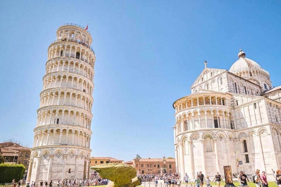 Day Trip to Pisa & Luca from Florence