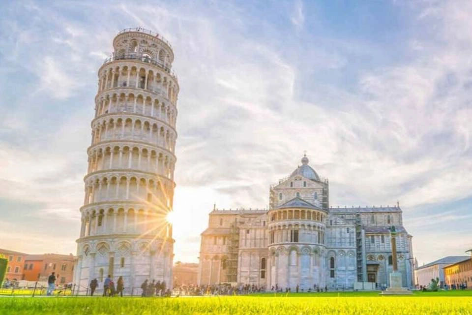 Day Trip to Pisa & Luca from Florence
