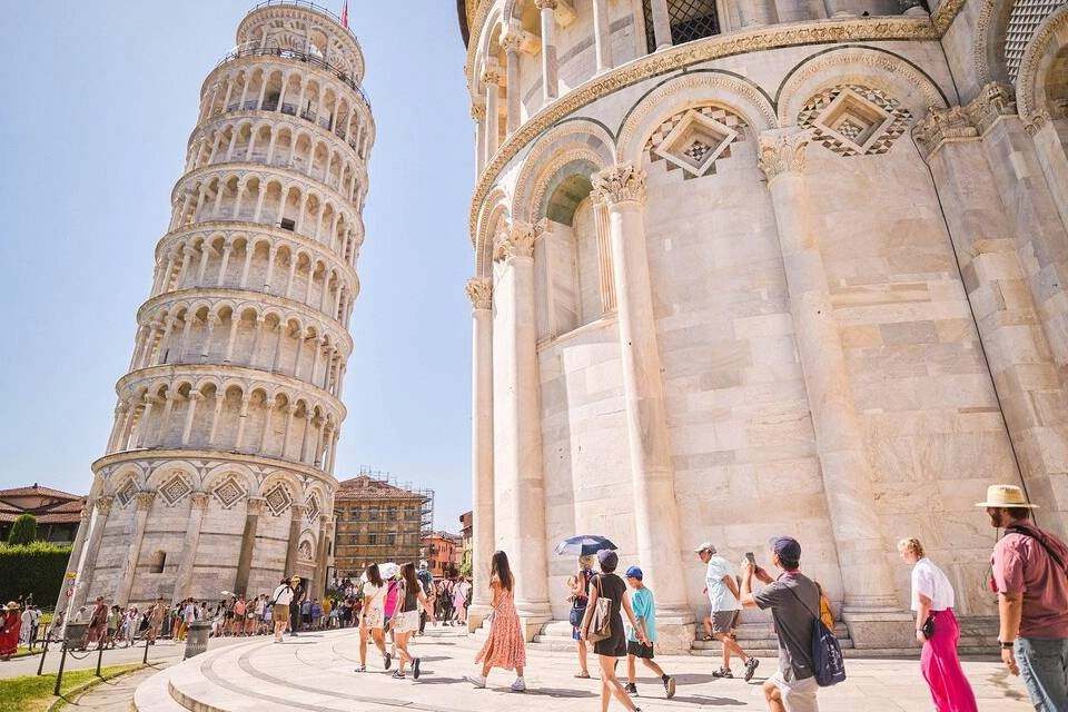 Day Trip to Pisa & Luca from Florence