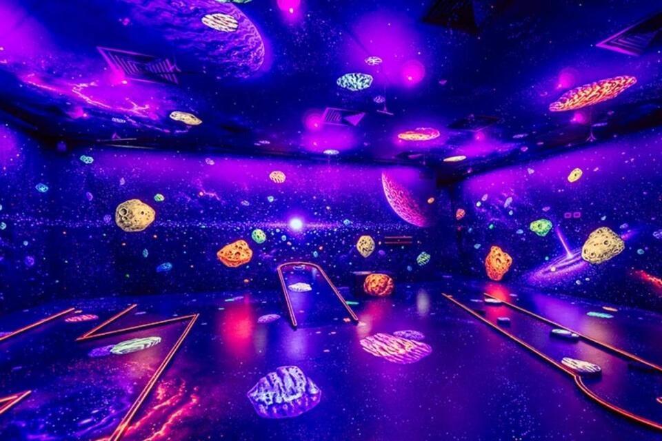 3D Blacklight Minigolf Dubai Entrance Ticket