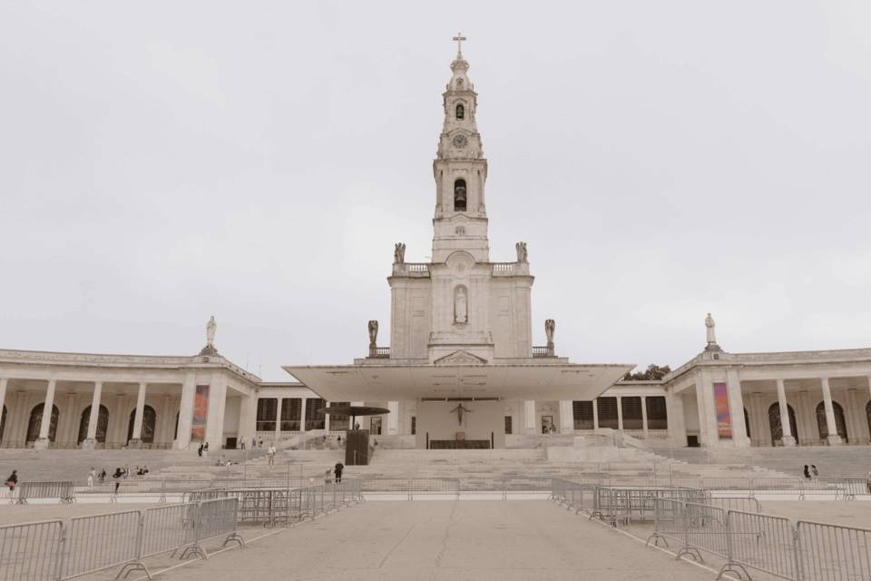 Fatima Sanctuary and Shepherds Village Half-Day Tour