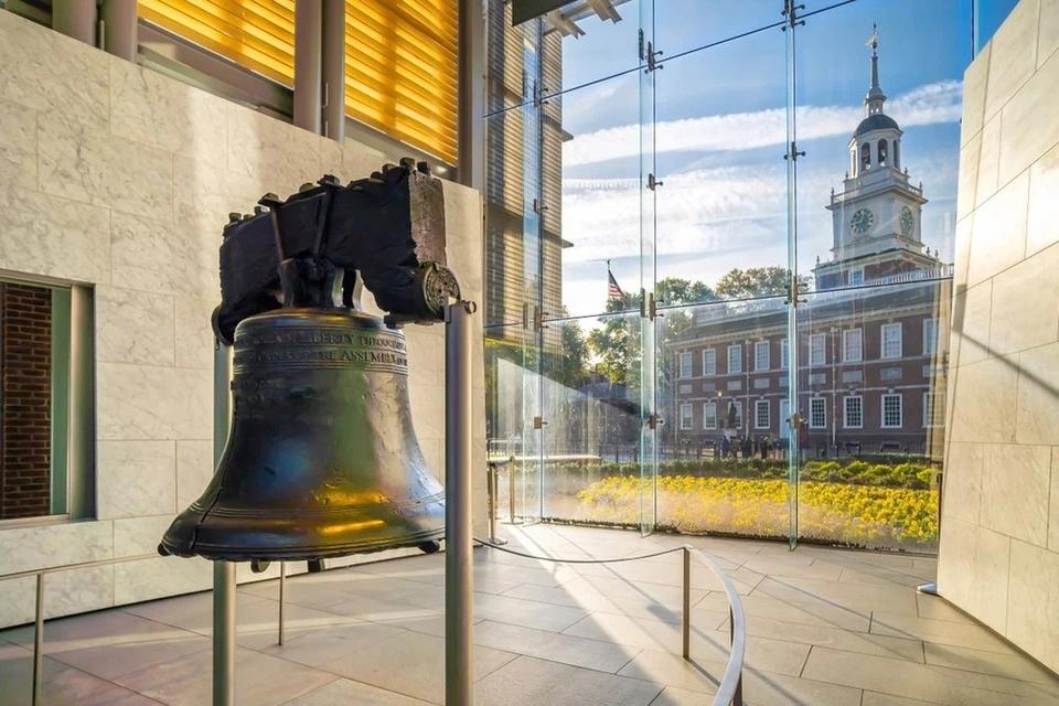 City Sightseeing: Founding Father's and Mother's Walking Tour of Philadelphia