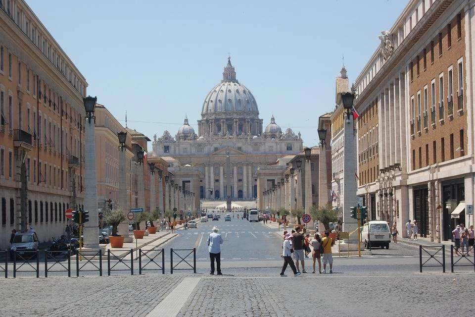 Rome Sightseeing Tour with Audioguide App