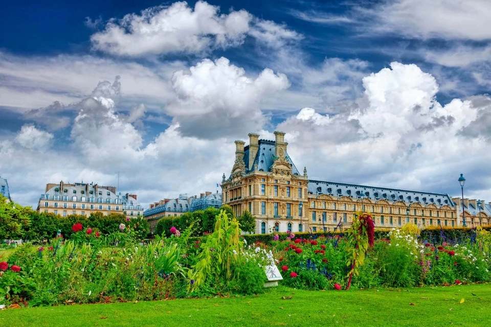 Paris Big City Tour with Audioguide App