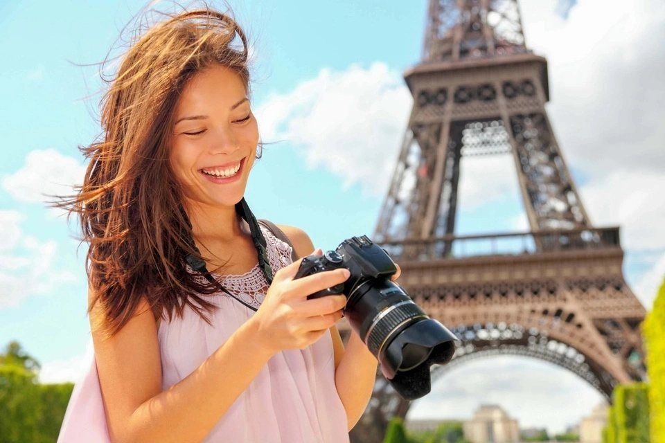 Paris Big City Tour with Audioguide App