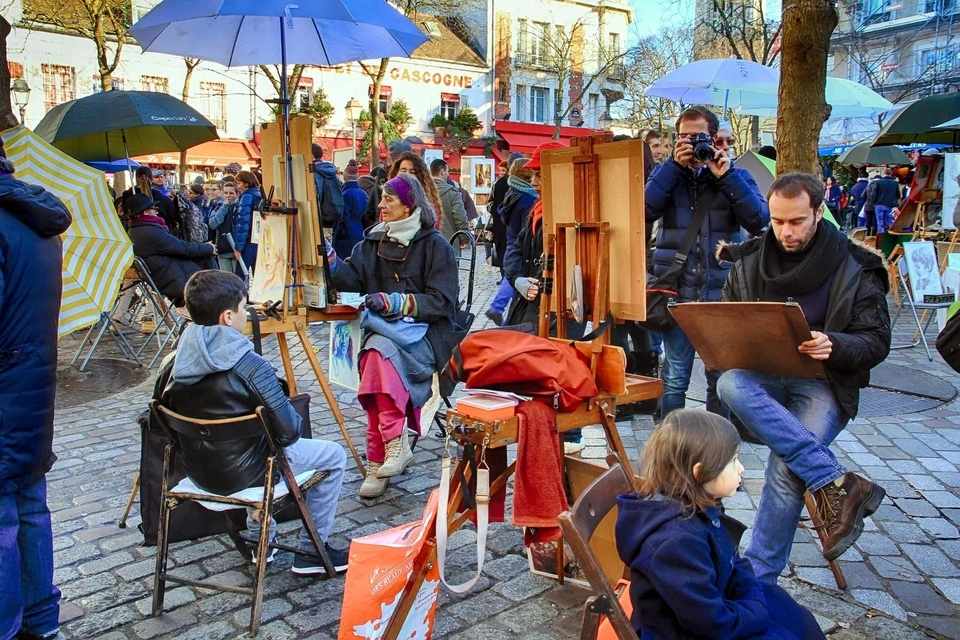 Paris Montmartre Tour with Audioguide App