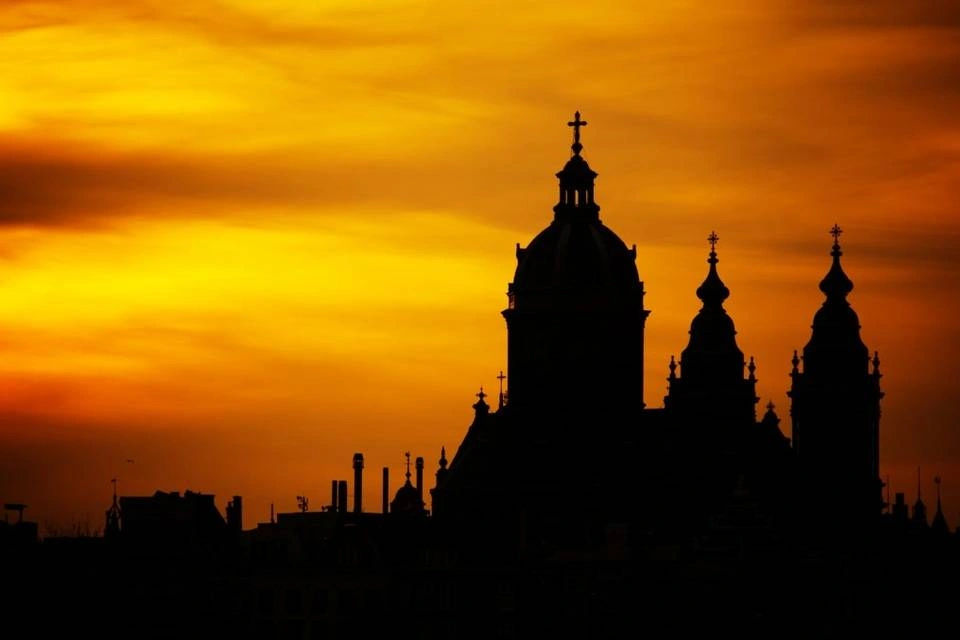 Amsterdam City Walking Tour with Audioguide App