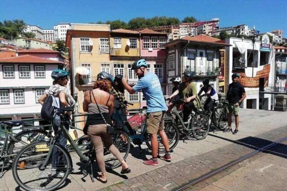 Porto Old Town & Top Highlights E-Bike Tour