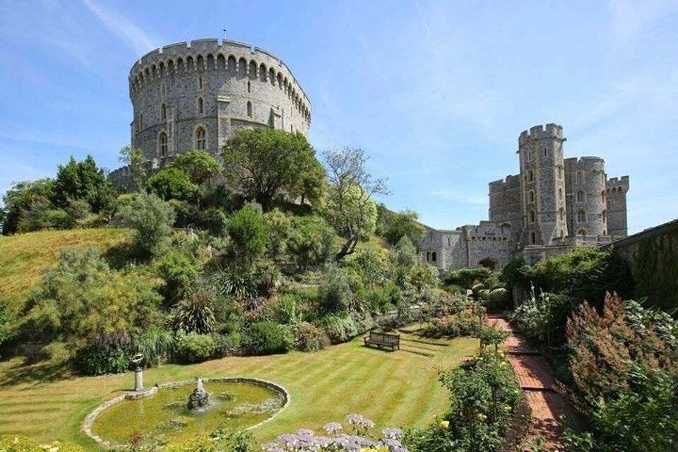 Extended Visit to Windsor Castle and Stonehenge