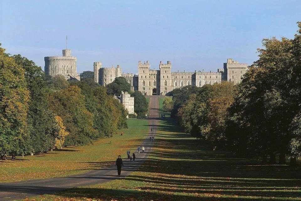 Extended Visit to Windsor Castle and Stonehenge