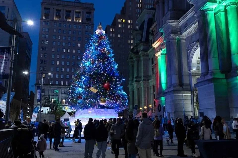 City Sightseeing: Philadelphia Holiday Lights Tour Ticket