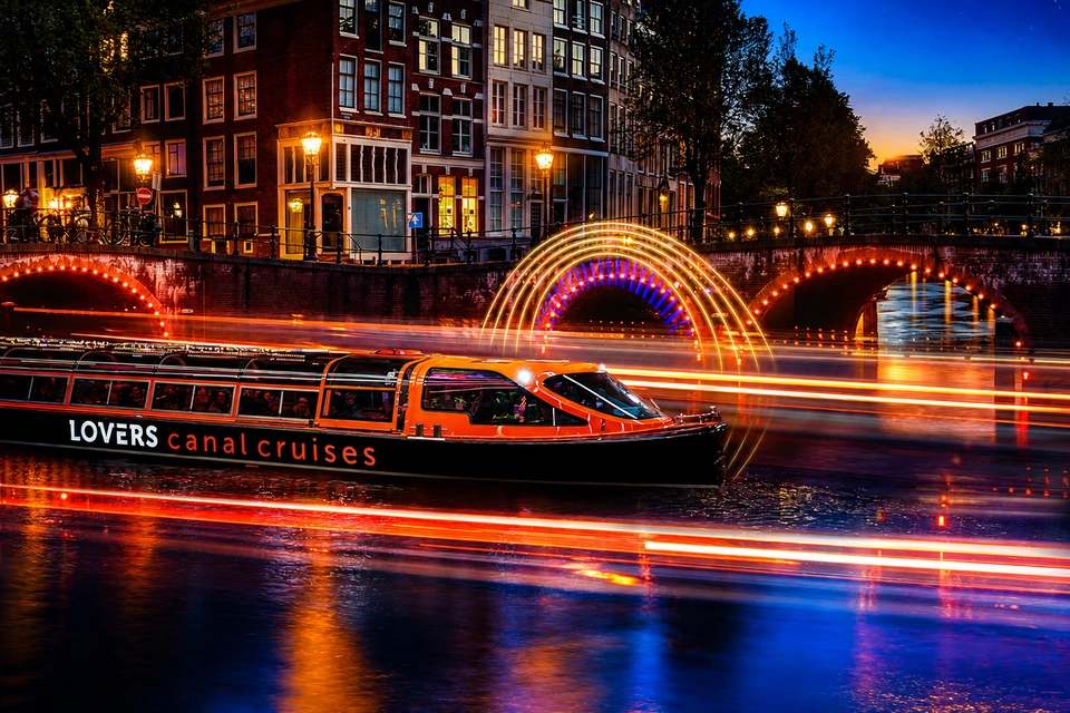 Amsterdam Light Festival Canal Cruise Including Drinks