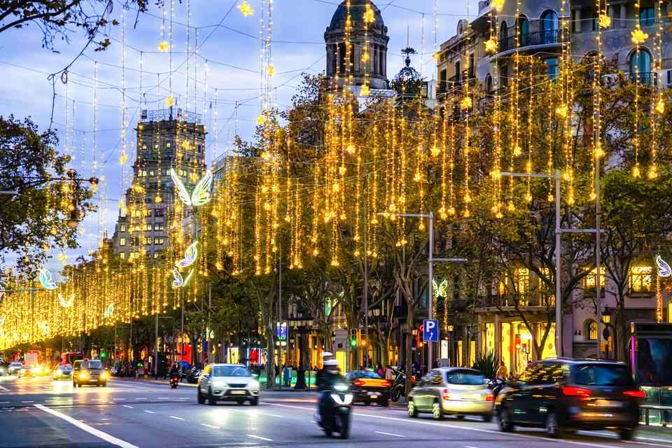 Christmas Lights Tour Barcelona