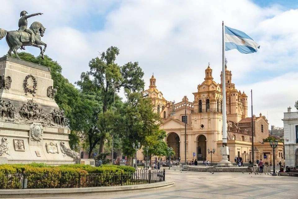 City Tour Córdoba Through Its Icons and Emblematic Corners