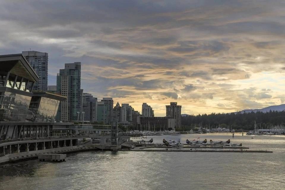 Big Bus: Vancouver Explore Hop-On, Hop-Off Bus Tour and Vancouver Twilight Tour