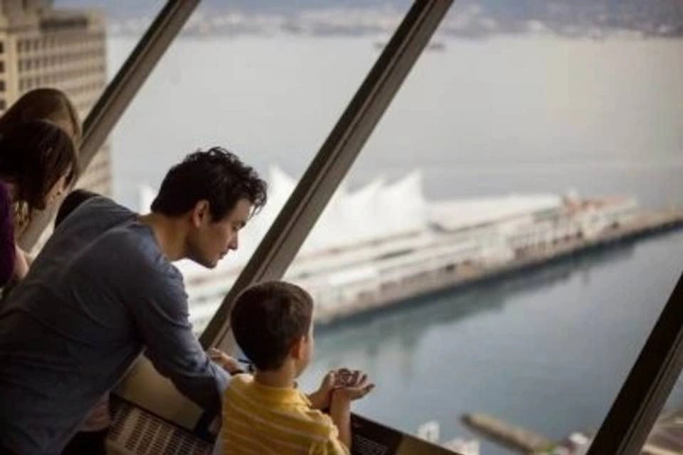 Vancouver City Tour with The Lookout Ticket