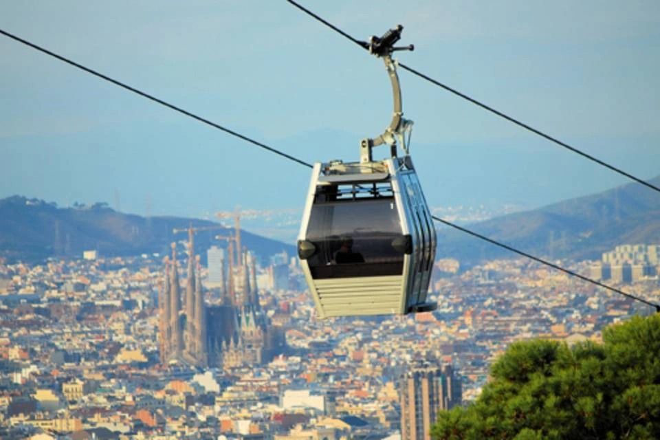 Montjuic Cable Car Ticket and Castle Tour